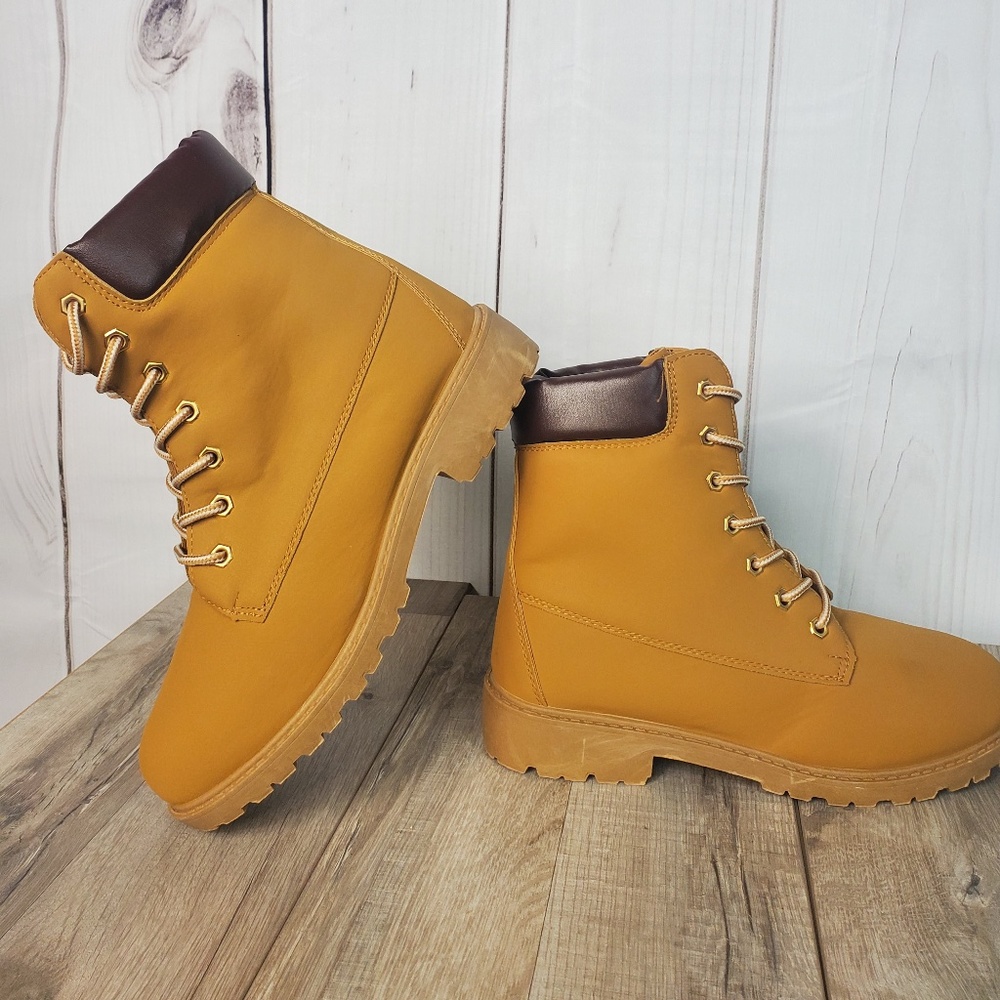 Charlotte Russe NWT lace up boots